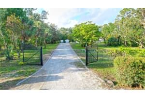 950 TROTTER STREET, NOKOMIS, FL 34275 Sold 07/15/25