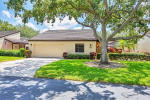 3914 GLEN OAKS MANOR DRIVE, SARASOTA, FL 34232 Sold 10/31/25