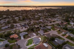 7404 13TH AVENUE DRIVE, BRADENTON, FL 34209 - MLS#MFRA4653431