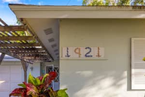 1921 FAIRVIEW DRIVE, ENGLEWOOD, FL 34223 - MLS#MFRA4653473