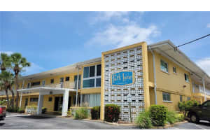 2155 Wood St #b17, SARASOTA