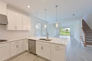 15033 SHADY PALMS LANE, NOKOMIS, FL 34275 - MLS#MFRA4653504