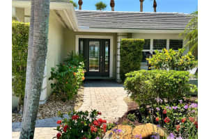 7614 Peninsular Dr, SARASOTA