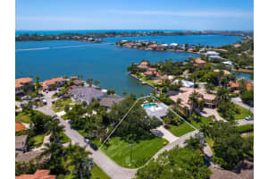 7614 PENINSULAR DRIVE, SARASOTA, FL 34231 - MLS#MFRA4653525
