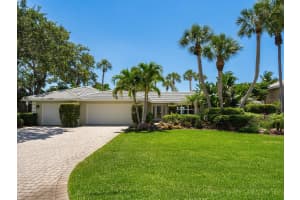 7614 PENINSULAR DRIVE, SARASOTA, FL 34231 - MLS#MFRA4653525