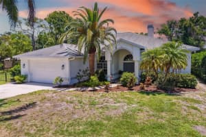 3988 Berlin Dr, SARASOTA