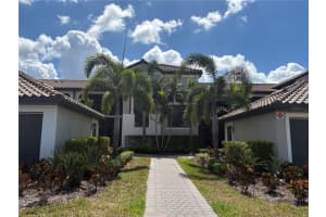 5721 Palmer Cir #102, BRADENTON