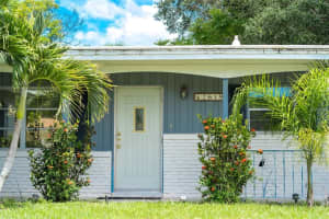 2619 Clipper Ship Way, SARASOTA