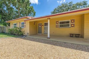 2702 45th St S, GULFPORT