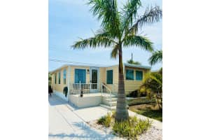 1010 49TH AVENUE, BRADENTON, FL 34207 - MLS#MFRA4653678