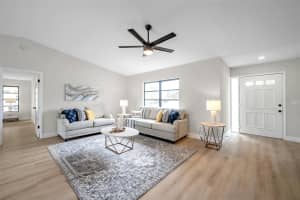 5125 PALM AIRE DRIVE, SARASOTA, FL 34243 Sold 08/05/25