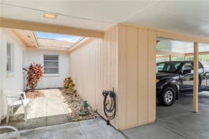 5062 WHITE OAK COURT, BRADENTON, FL 34207 Sold 11/04/25