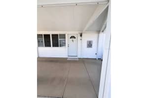 72 4TH AVENUE, VENICE, FL 34285 - MLS#MFRA4653730