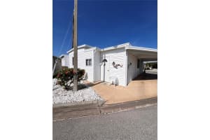 72 4TH AVENUE, VENICE, FL 34285 - MLS#MFRA4653730