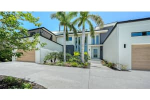 1607 Flower Dr, SARASOTA