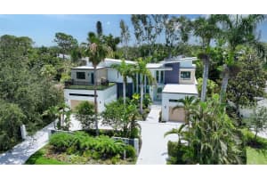 1607 FLOWER DRIVE, SARASOTA, FL 34239 - MLS#MFRA4653737