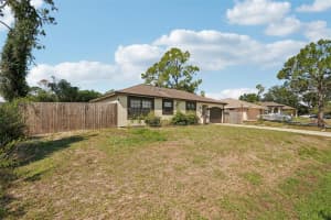 3881 HOLIN LN, NORTH PORT, FL 34287 - MLS#MFRA4653757