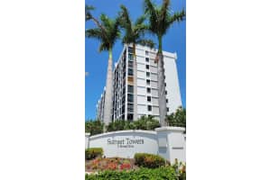 11 Sunset Dr #704, SARASOTA