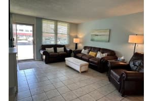 5095 BAY STREET, ST PETERSBURG, FL 33703 - MLS#MFRA4653791