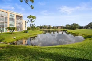 4530 Pinebrook Cir #109, BRADENTON