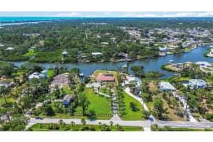 1475 Bayshore Dr, ENGLEWOOD