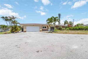 1475 BAYSHORE DRIVE, ENGLEWOOD, FL 34223 - MLS#MFRA4653836