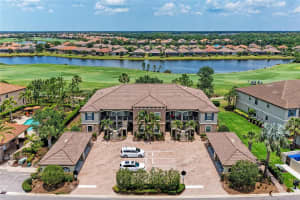 13711 MESSINA LOOP, LAKEWOOD RANCH, FL 34211 - MLS#MFRA4653897
