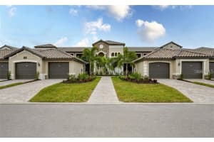 5674 Palmer Cir #206, BRADENTON