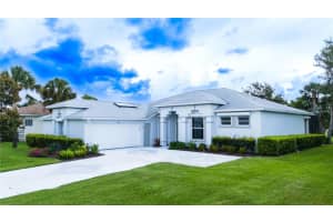 8979 Grey Oaks Ave, SARASOTA