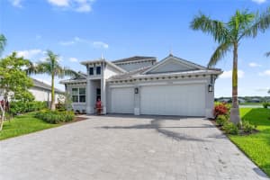 10030 Degas Ter, BRADENTON