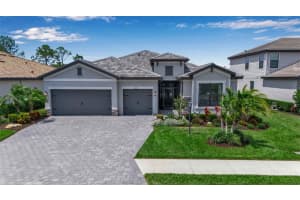 15607 White Linen Dr, BRADENTON