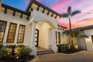 8312 CATAMARAN CIRCLE, LAKEWOOD RANCH, FL 34202 - MLS#MFRA4654059