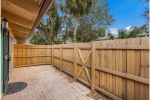 500 JEFFERSON AVENUE, SARASOTA, FL 34237 - MLS#MFRA4654090