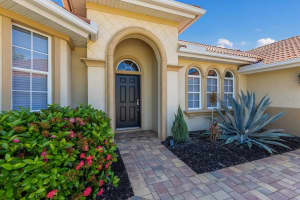 9719 DISCOVERY TERRACE, BRADENTON, FL 34212 Sold 08/11/25