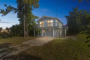 1561 LAUREL DRIVE, NORTH FORT MYERS, FL 33917 - MLS#MFRA4654105