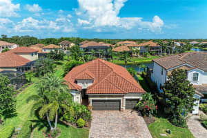 5511 FOXFIRE RUN, LAKEWOOD RANCH, FL 34211 Sold 07/16/25