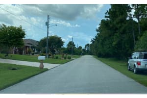 15621 ALSASK CIRCLE, PORT CHARLOTTE, FL 33981 - MLS#MFRA4654161