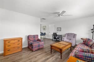 928 PINELAND AVENUE, VENICE, FL 34285 Sold 08/15/25