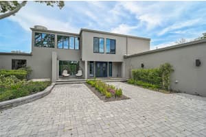 512 TREASURE BOAT WAY, SARASOTA, FL 34242 Sold 10/14/25