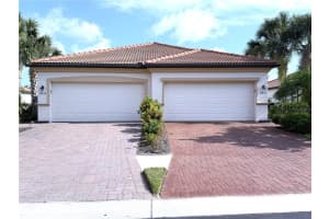 9839 Haze Dr, VENICE