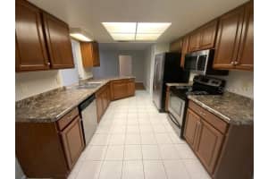 6923 13TH AVENUE, BRADENTON, FL 34208 Sold 08/15/25
