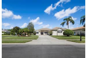 6643 Butlers Crest Dr, BRADENTON