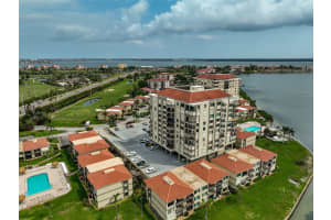 6372 PALMA DEL MAR BOULEVARD, ST PETERSBURG, FL 33715 - MLS#MFRA4654350