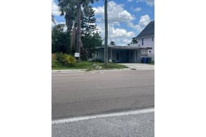 2445 WEBBER STREET, SARASOTA, FL 34239 - MLS#MFRA4654389
