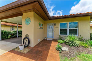 3213 Mercer Rd, BRADENTON