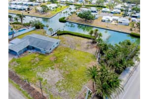 104 POPS LANE, NOKOMIS, FL 34275 Sold 07/28/25