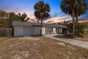 112 E Marland Ct, NOKOMIS