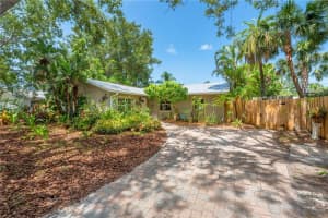2630 BUCIDA DRIVE, SARASOTA, FL 34232 Sold 07/31/25