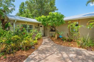 2630 BUCIDA DRIVE, SARASOTA, FL 34232 Sold 07/31/25