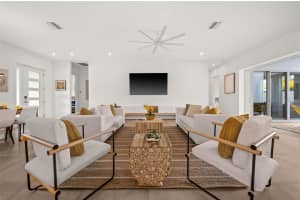 2375 WALDEMERE STREET, SARASOTA, FL 34239 - MLS#MFRA4654505